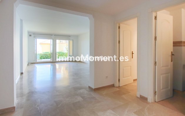 Wiederverkauf - Wohnung - Marbella - Nueva Andalucía