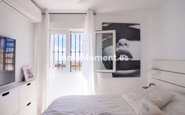 Resale - Apartment - Mijas Costa - Calahonda