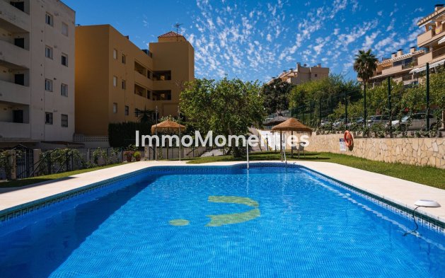Resale - Apartment - Mijas Costa - Calahonda