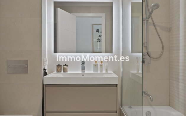 Revente - Appartement - Marbella - Elviria