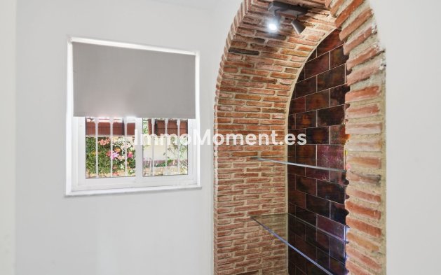 Wiederverkauf - Freistehende Villa - Benalmadena - Benalmadena Centro