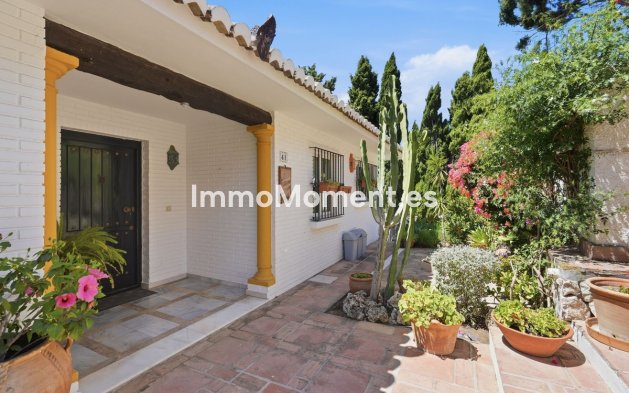 Wiederverkauf - Freistehende Villa - Benalmadena - Benalmadena Centro