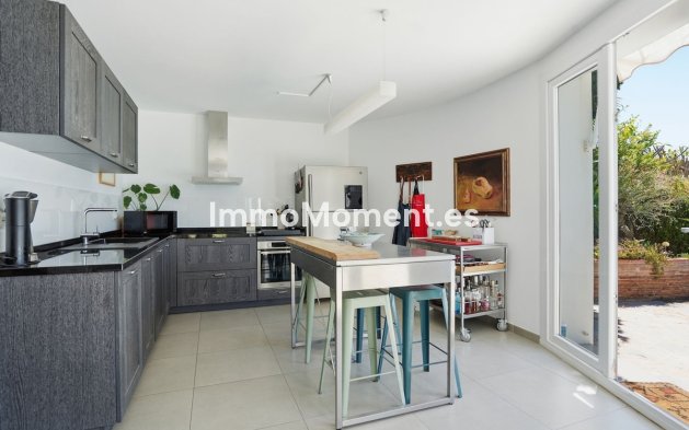 Wiederverkauf - Freistehende Villa - Benalmadena - Benalmadena Centro