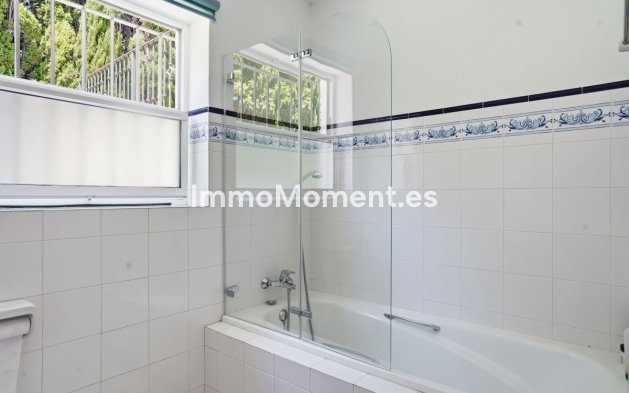 Wiederverkauf - Freistehende Villa - Benalmadena - Benalmadena Centro