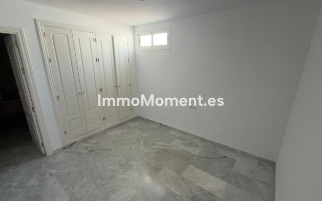 Wiederverkauf - Wohnung - Marbella - Guadalmina Baja