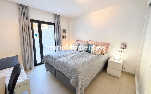 Resale - Apartment - Mijas - Calanova Golf