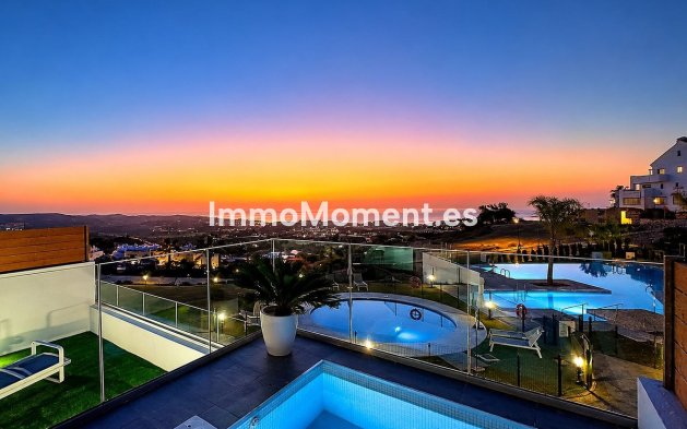 Resale - Apartment - Mijas - Calanova Golf