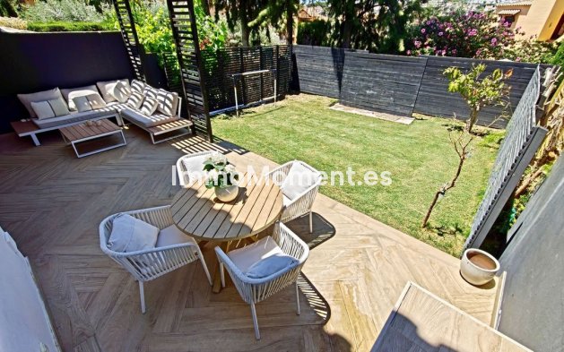 Wiederverkauf - Reihenhaus - Estepona  - Atalaya