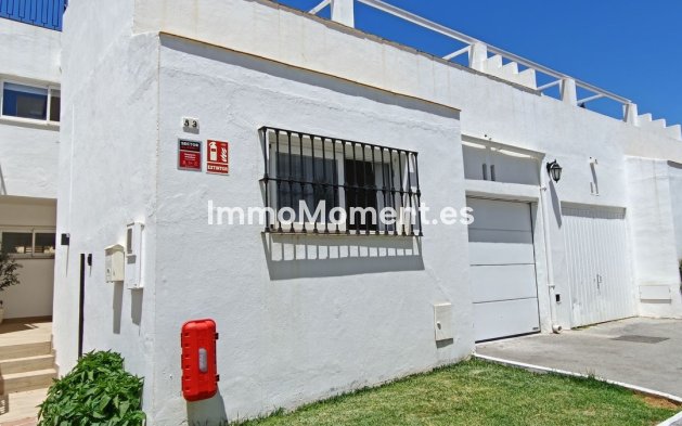 Wiederverkauf - Reihenhaus - Estepona  - Atalaya