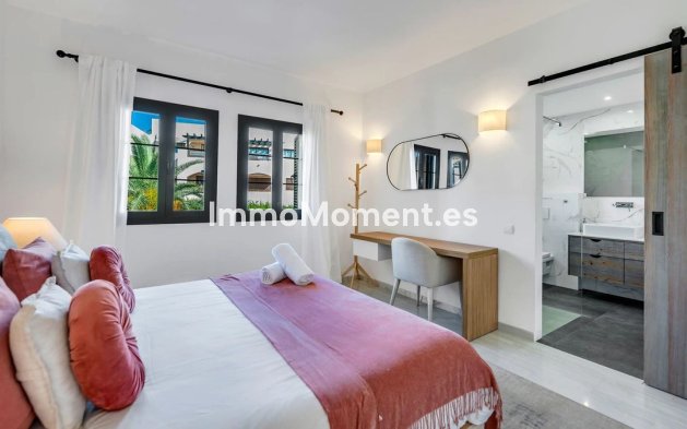 Revente - Appartement - Marbella - Nueva Andalucía