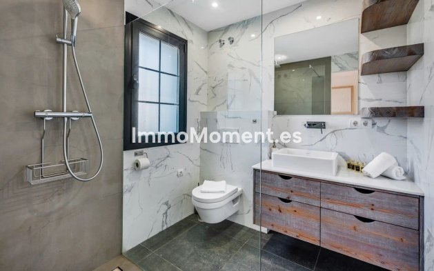 Revente - Appartement - Marbella - Nueva Andalucía