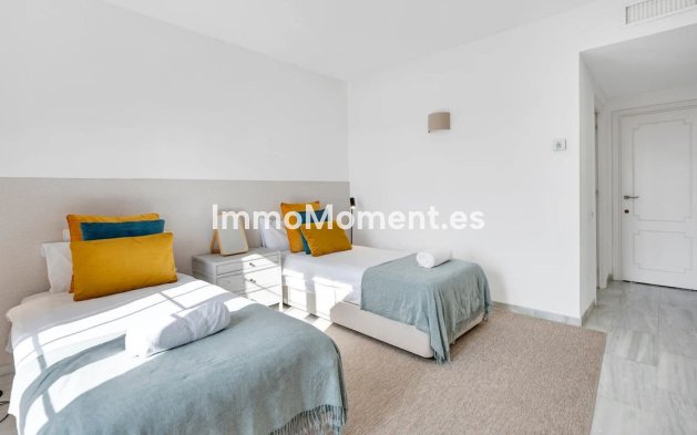Revente - Appartement - Marbella - Nueva Andalucía