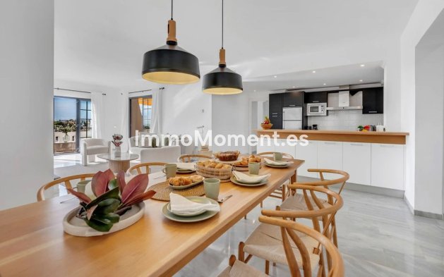 Revente - Appartement - Marbella - Nueva Andalucía