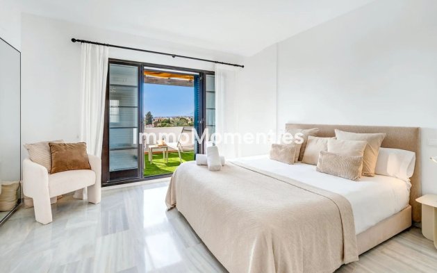Revente - Appartement - Marbella - Nueva Andalucía