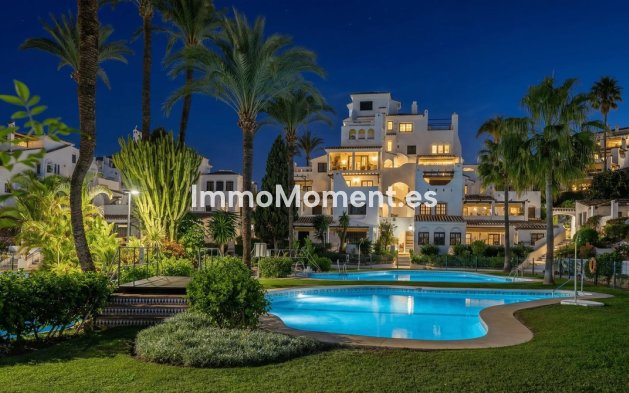 Revente - Appartement - Marbella - Nueva Andalucía
