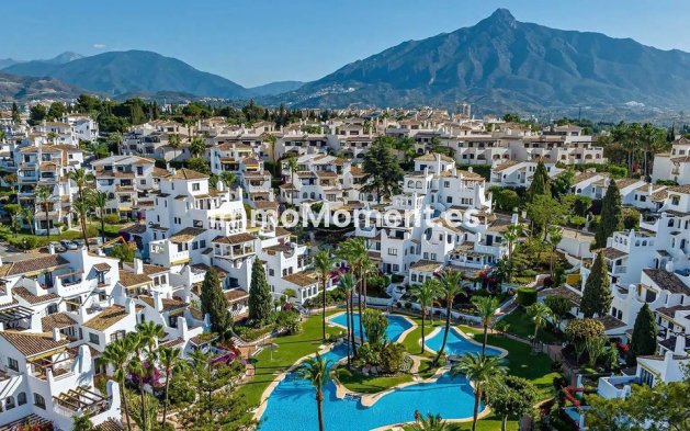Revente - Appartement - Marbella - Nueva Andalucía
