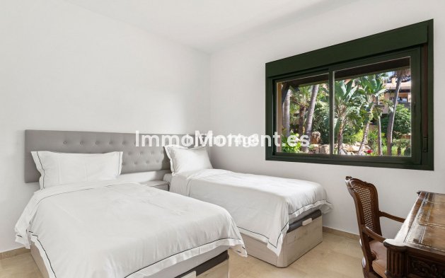 Revente - Appartement - Estepona  - Estepona Centro