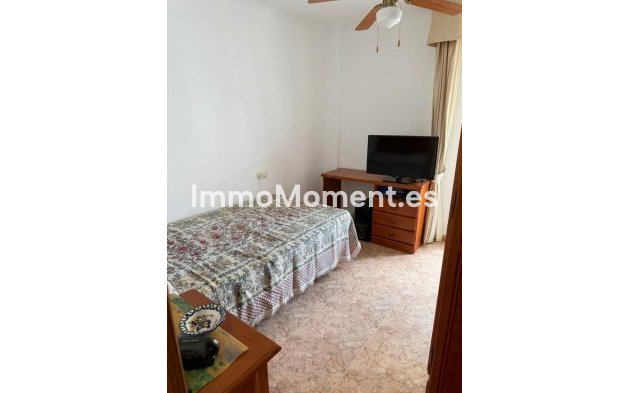 Revente - Maison mitoyenne - Intérieur                       - Churriana