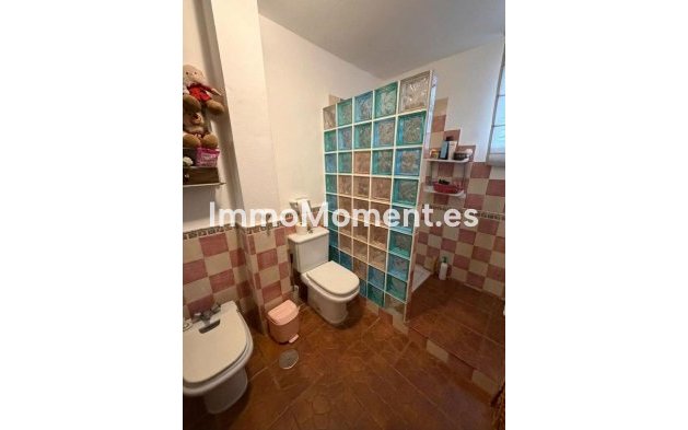 Revente - Maison mitoyenne - Intérieur                       - Churriana