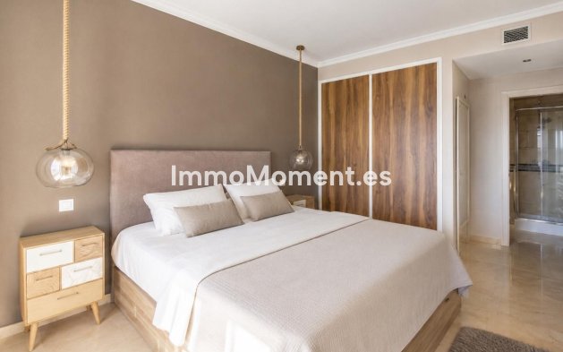 Resale - Apartment - Benahavís - Los Arqueros