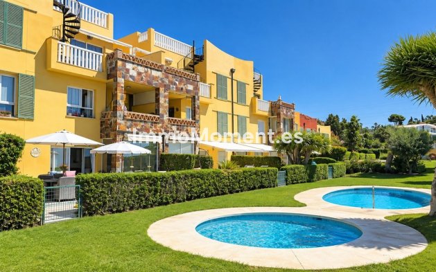 Resale - Apartment - Fuengirola - Fuengirola Centro