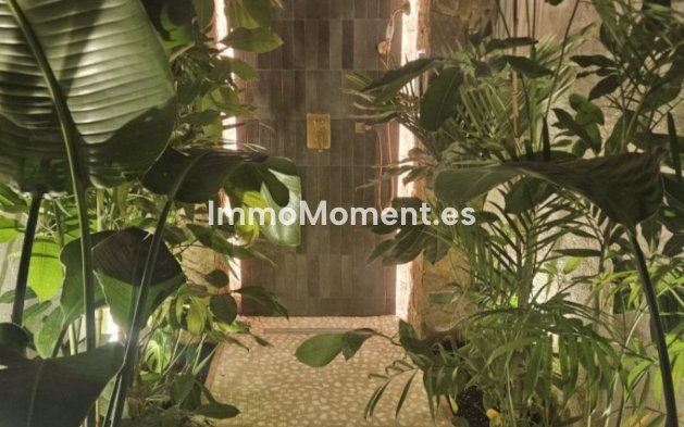 Wiederverkauf - Freistehende Villa - Marbella - Marbella Centro