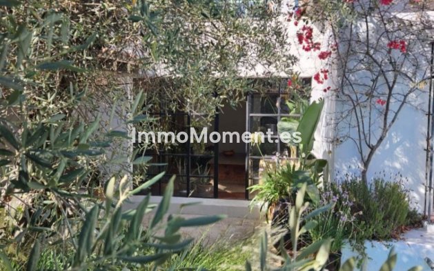 Wiederverkauf - Freistehende Villa - Marbella - Marbella Centro