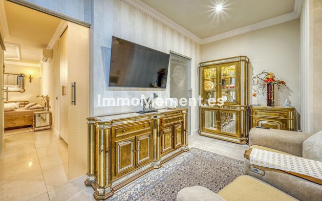 Resale - Detached villa - Marbella - Hacienda Las Chapas