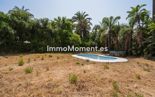 Bestaande woning - Vrijstaande villa - Estepona  - Estepona Centro