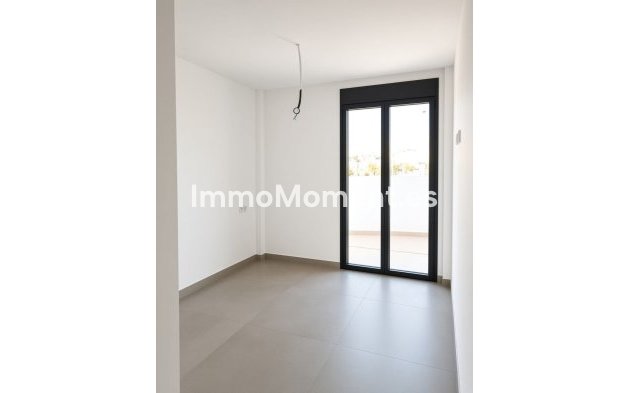 Reventa - Apartamento - Estepona  - Bel Air