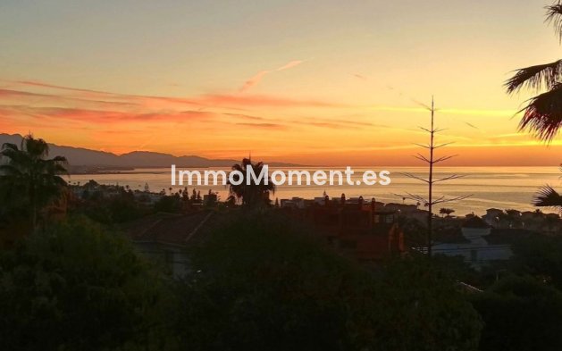 Reventa - Villa independiente - Estepona  - Estepona Centro