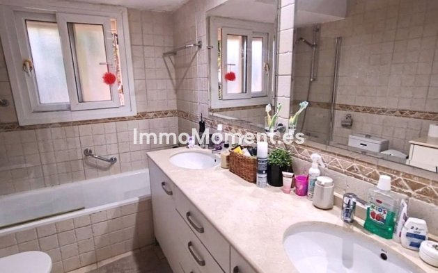 Reventa - Villa independiente - Estepona  - Estepona Centro