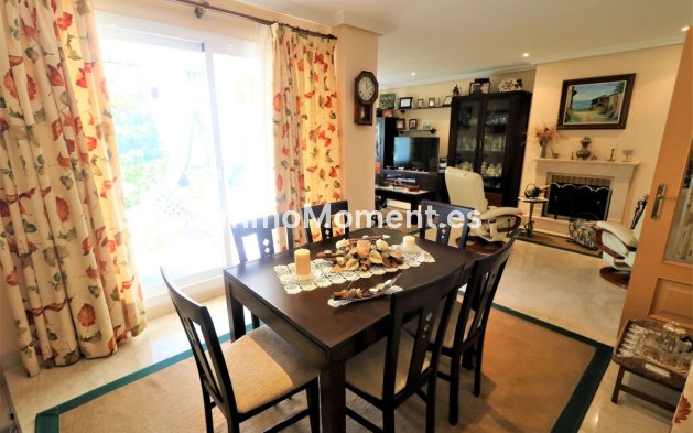 Wiederverkauf - Freistehende Villa - Estepona  - Estepona Centro