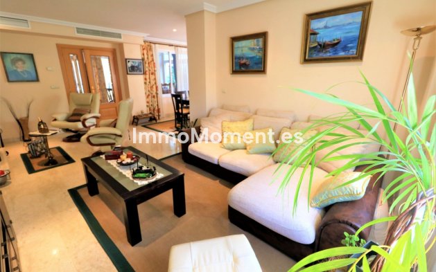 Wiederverkauf - Freistehende Villa - Estepona  - Estepona Centro