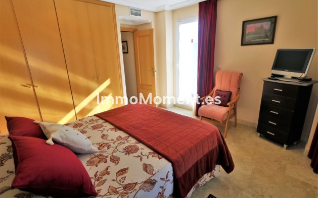 Wiederverkauf - Freistehende Villa - Estepona  - Estepona Centro
