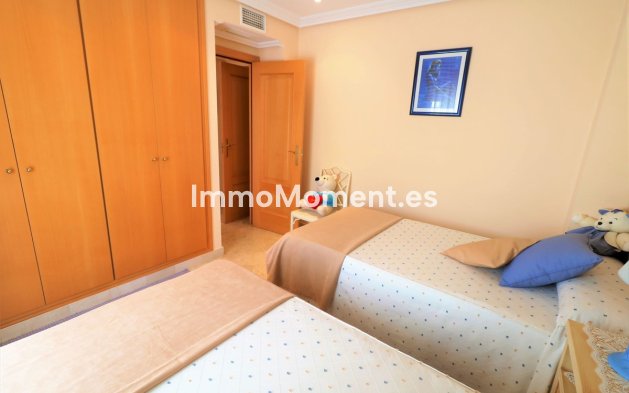 Wiederverkauf - Freistehende Villa - Estepona  - Estepona Centro