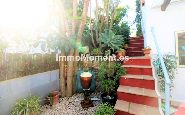 Wiederverkauf - Freistehende Villa - Estepona  - Estepona Centro