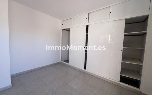 Resale - Detached villa - Estepona - Estepona Centro