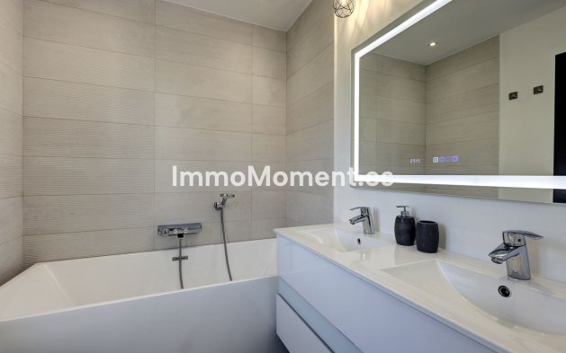 Reventa - Villa independiente - Marbella - Marbella Centro