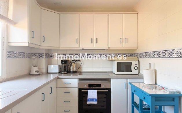 Wiederverkauf - Wohnung - Estepona  - Estepona Centro