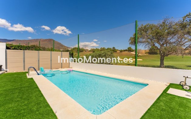 Wiederverkauf - Freistehende Villa - Estepona  - Valle Romano