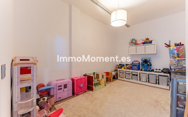 Wiederverkauf - Freistehende Villa - Estepona  - Valle Romano