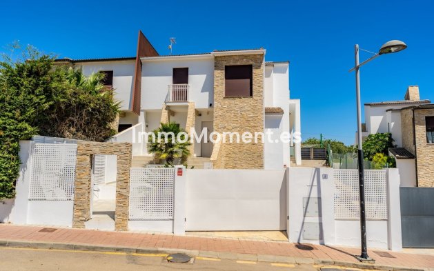 Wiederverkauf - Freistehende Villa - Estepona  - Valle Romano