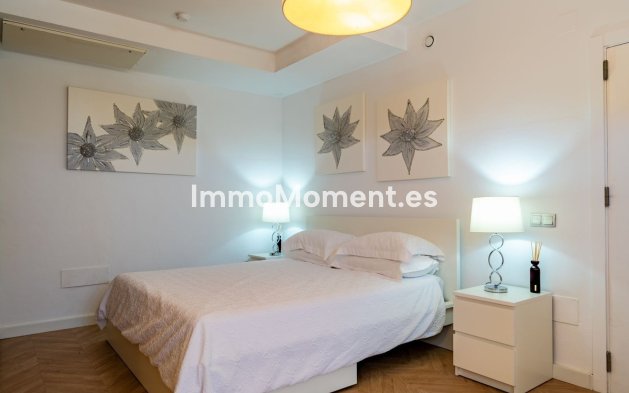 Wiederverkauf - Freistehende Villa - Estepona  - Valle Romano