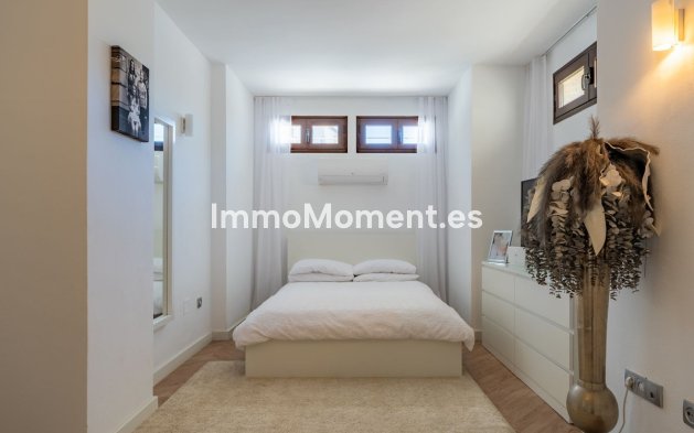 Wiederverkauf - Freistehende Villa - Estepona  - Valle Romano