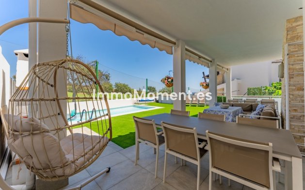 Wiederverkauf - Freistehende Villa - Estepona  - Valle Romano