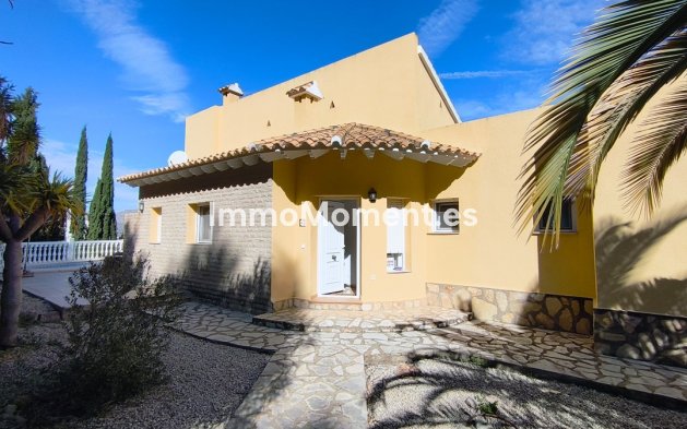 Resale - Detached villa - Denia - La Sella Golf