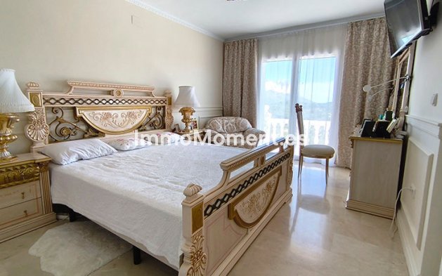 Resale - Detached villa - Denia - La Sella Golf