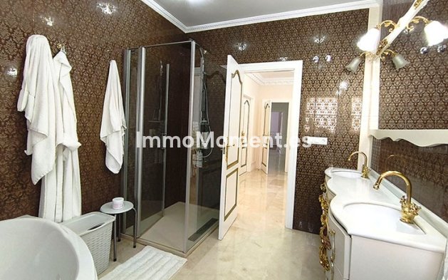 Resale - Detached villa - Denia - La Sella Golf