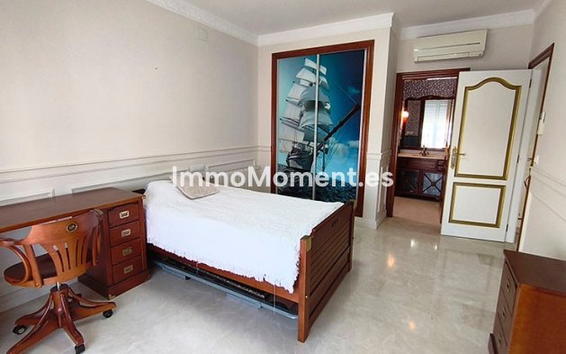 Resale - Detached villa - Denia - La Sella Golf